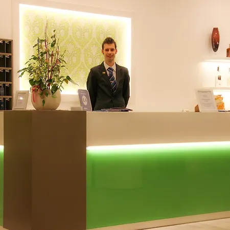 Park Zaira Hotel 3*